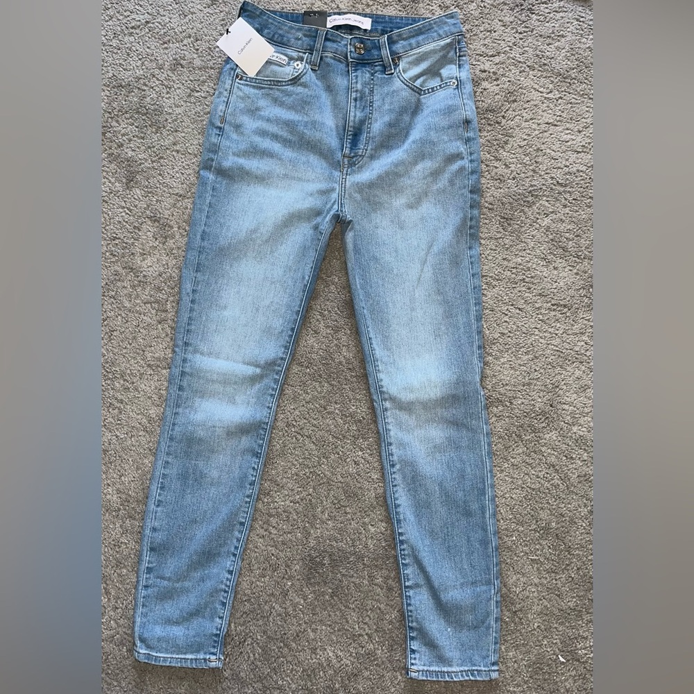 NWT Calvin Klein Women’s High Rise Skinny Ankle Jean 10/30